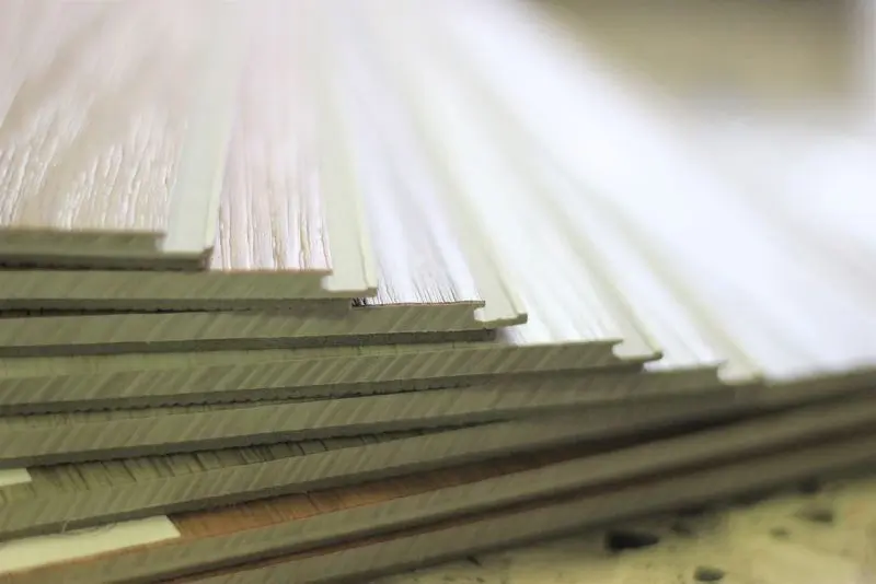 Hybrid-Planks commercial vinyl